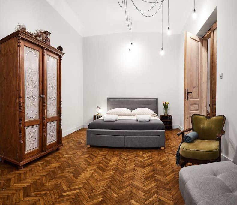 Househost Apartment: Jozefa Dietla 73/7 Krakow Bagian luar foto
